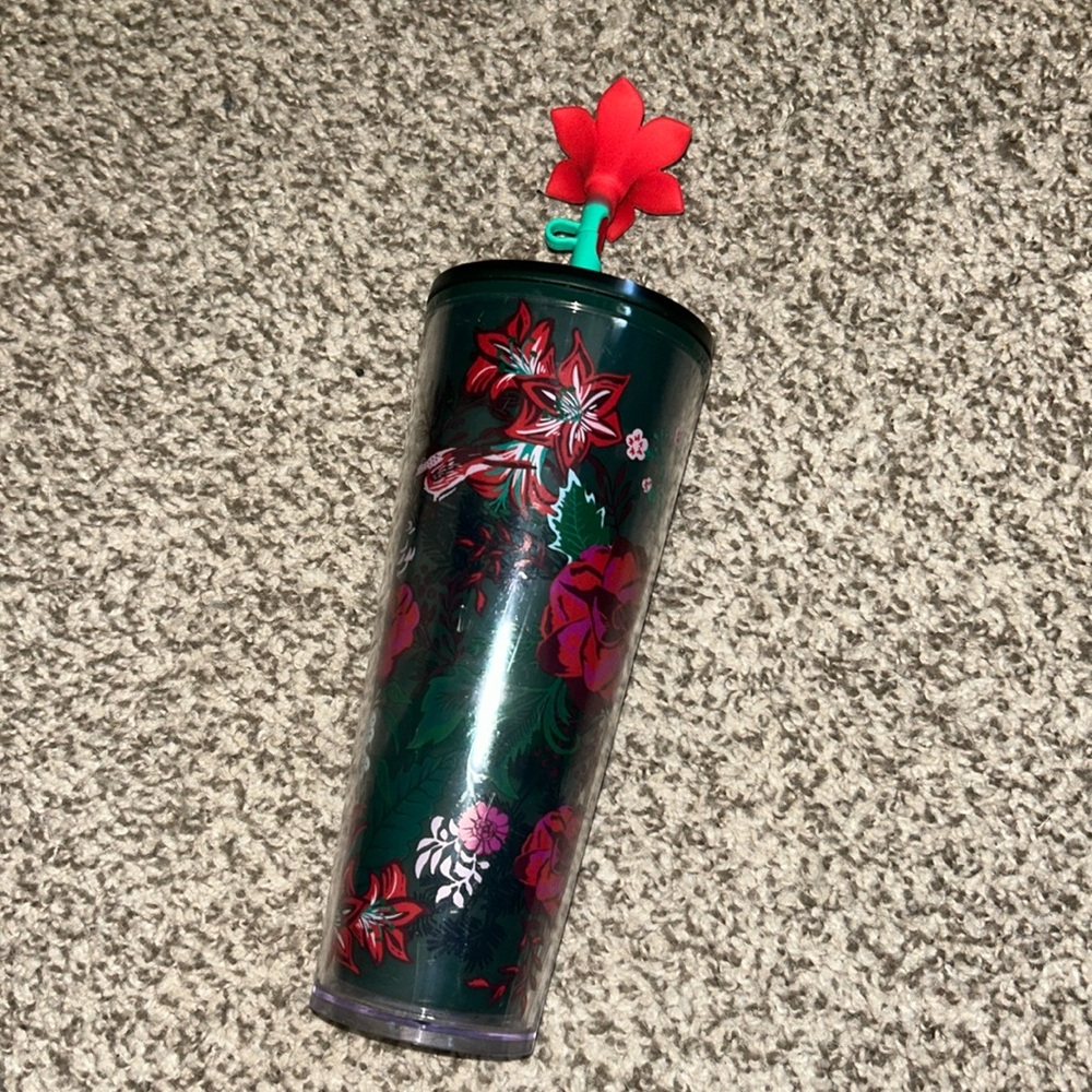 Starbucks cup with straw and flower straw topper *limited collection*